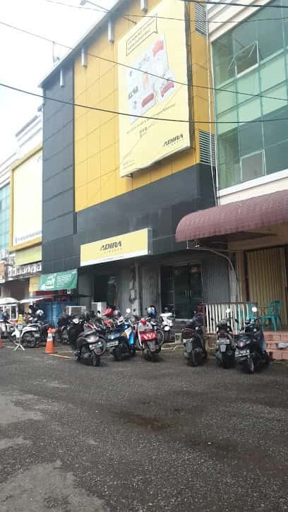 Kantor Adira Finance AP Pettarani - Makassar – tampak depan