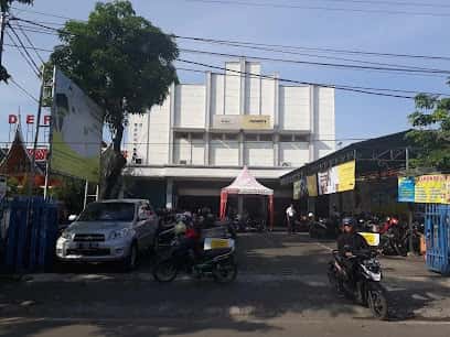 Kantor Adira Finance Jendral Sudirman- Tegal – tampak depan