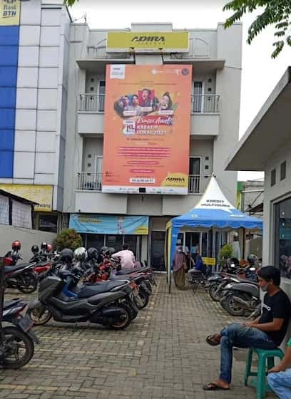 Kantor Adira Finance Kerta Bumi - Karawang – tampak depan