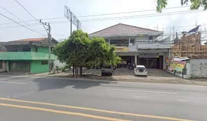 Kantor Adira Finance KH. Mansur - Pekalongan – tampak depan