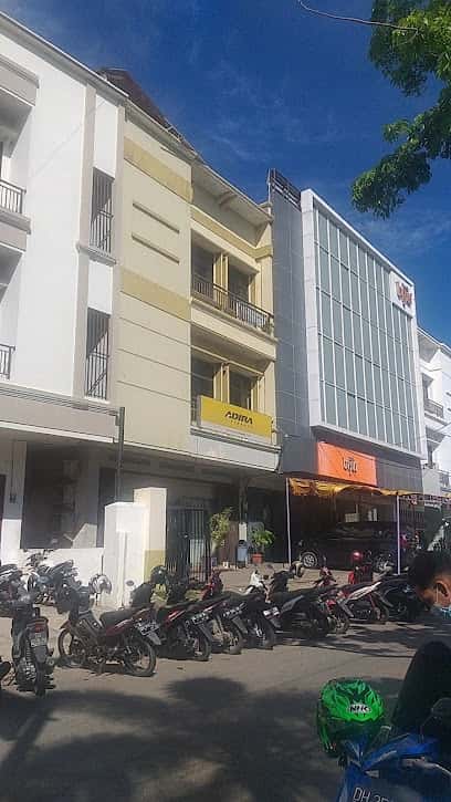 Kantor Adira Finance Oeba - Kupang – tampak depan