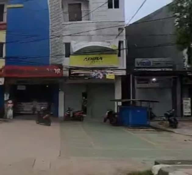 Kantor Adira Finance Basuki Rahmat - Sorong – tampak depan