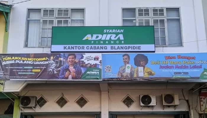 Kantor Adira Finance Blangpidi - Meulaboh – tampak depan