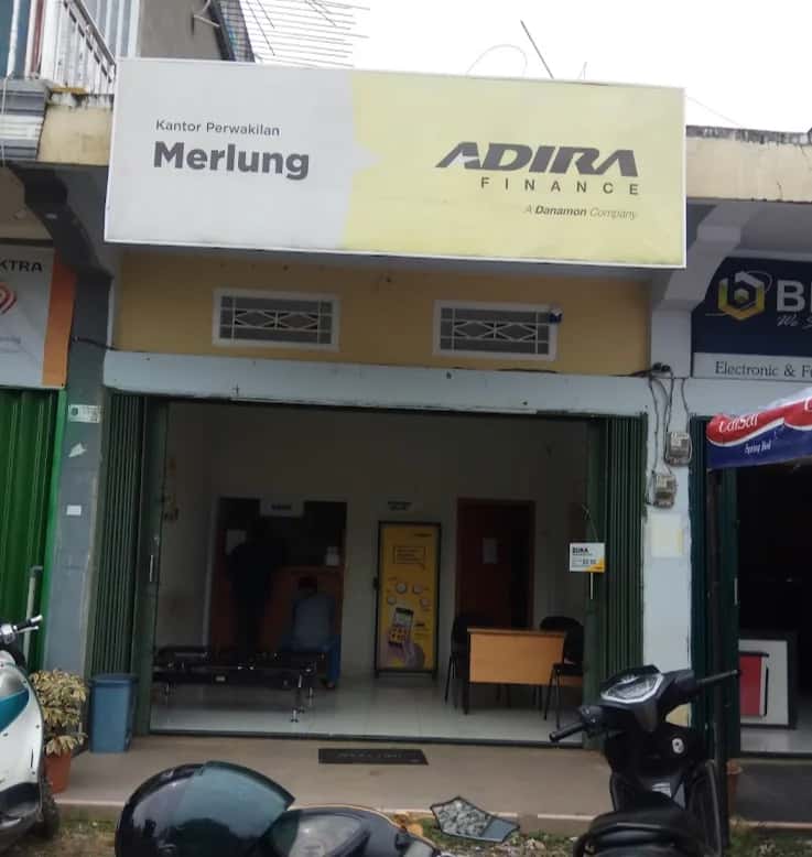 Kantor Adira Finance Merlung - Jambi – tampak depan