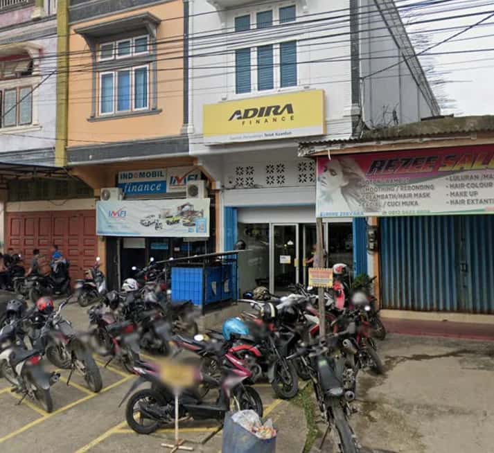 Kantor Adira Finance Taluk Kuantan - Rengat – tampak depan