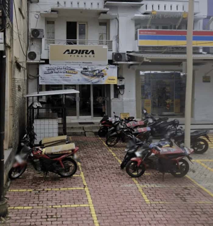 Kantor Adira Finance Wonosobo - Banjarnegara – tampak depan