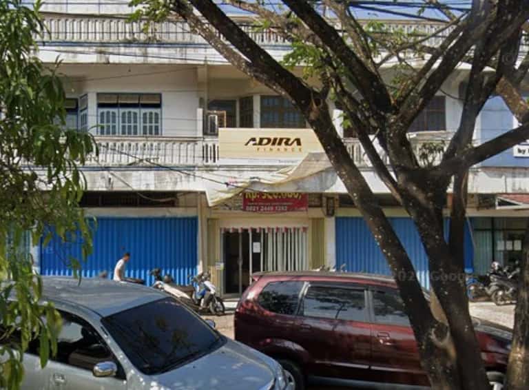Kantor Adira Finance Muara Bungo - Sarolangun – tampak depan