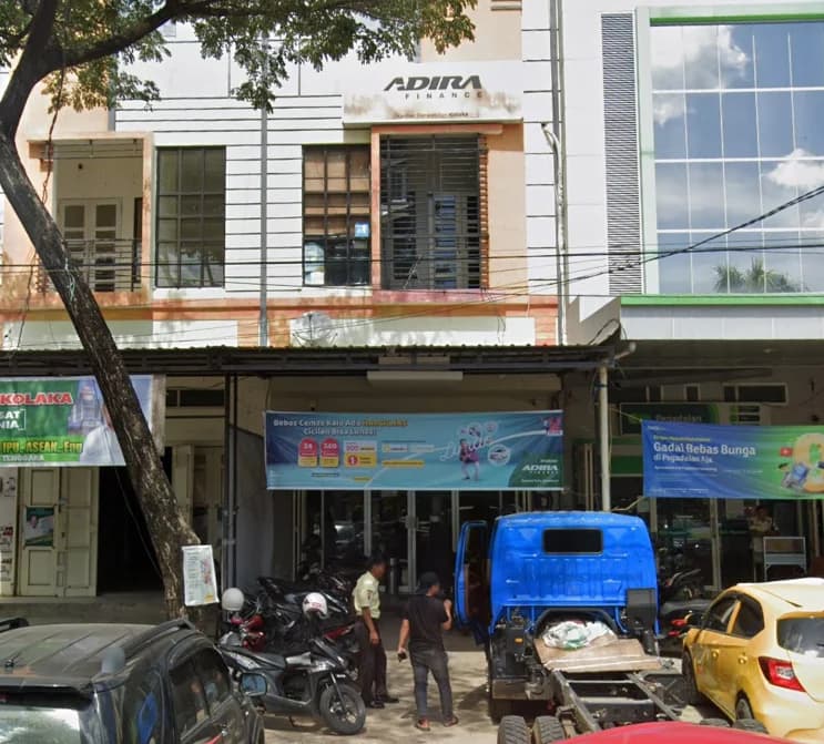Kantor Adira Finance Kolaka - Kendari – tampak depan