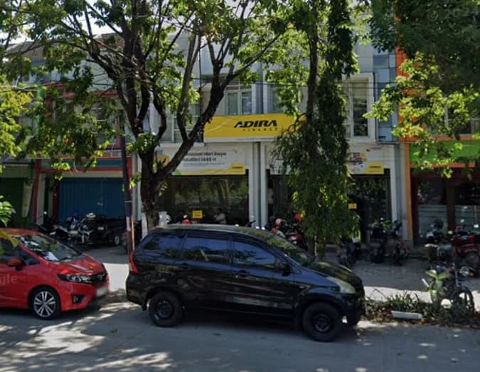 Kantor Adira Finance Lamongan - Gresik – tampak depan