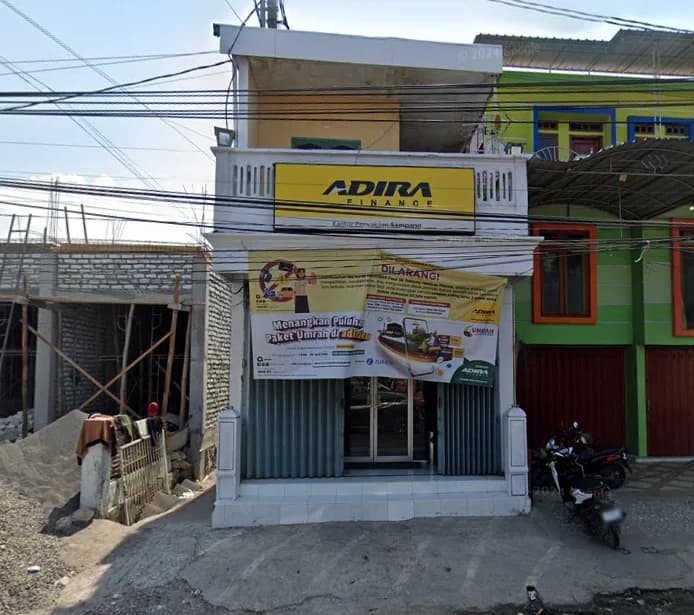Kantor Adira Finance Sampang - Pamekasan – tampak depan