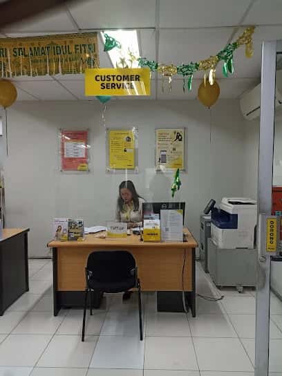 Kantor Adira Finance JA. Suprapto - Malang โ tampak depan