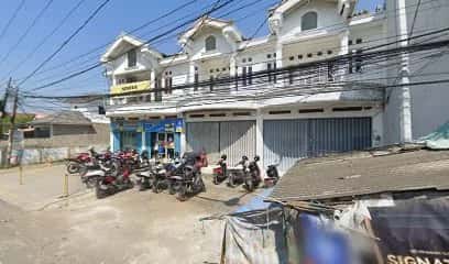 Kantor Adira Finance Pamanukan - Subang โ tampak depan