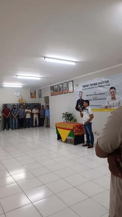 Kantor Adira Finance S. Parman - Banyuwangi โ tampak depan