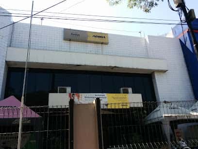 Kantor Adira Finance Sudirman Square - Kudus โ tampak depan