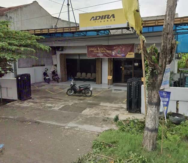 Kantor Adira Finance Gubug - Purwodadi โ tampak depan