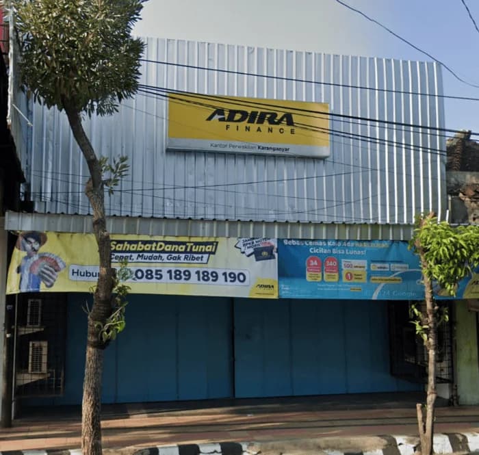 Kantor Adira Finance Karang Anyar - Sragen โ tampak depan