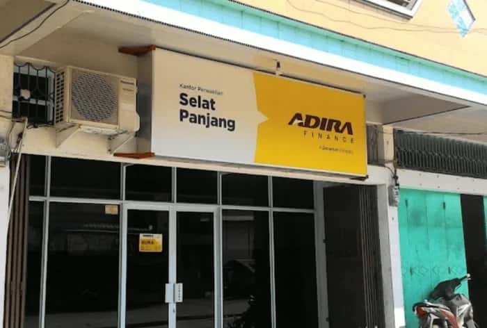 Kantor Adira Finance Selat Panjang - Dumai โ tampak depan