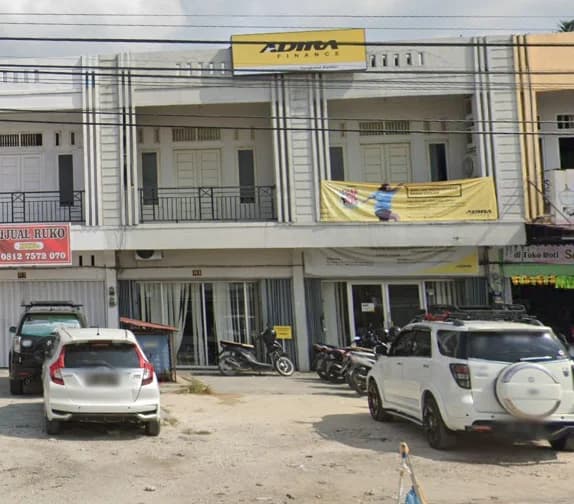 Kantor Adira Finance Sorek - Perawang โ tampak depan