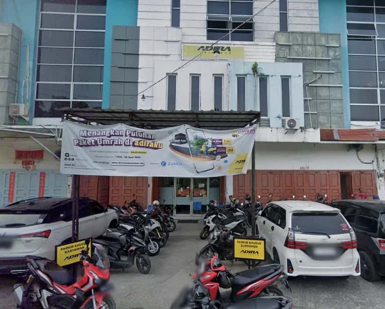 Kantor Adira Finance Tembung - Medan โ tampak depan