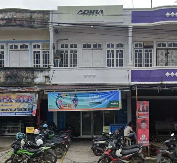 Kantor Adira Finance Ujung Batu Rokan - Bangkinang โ tampak depan